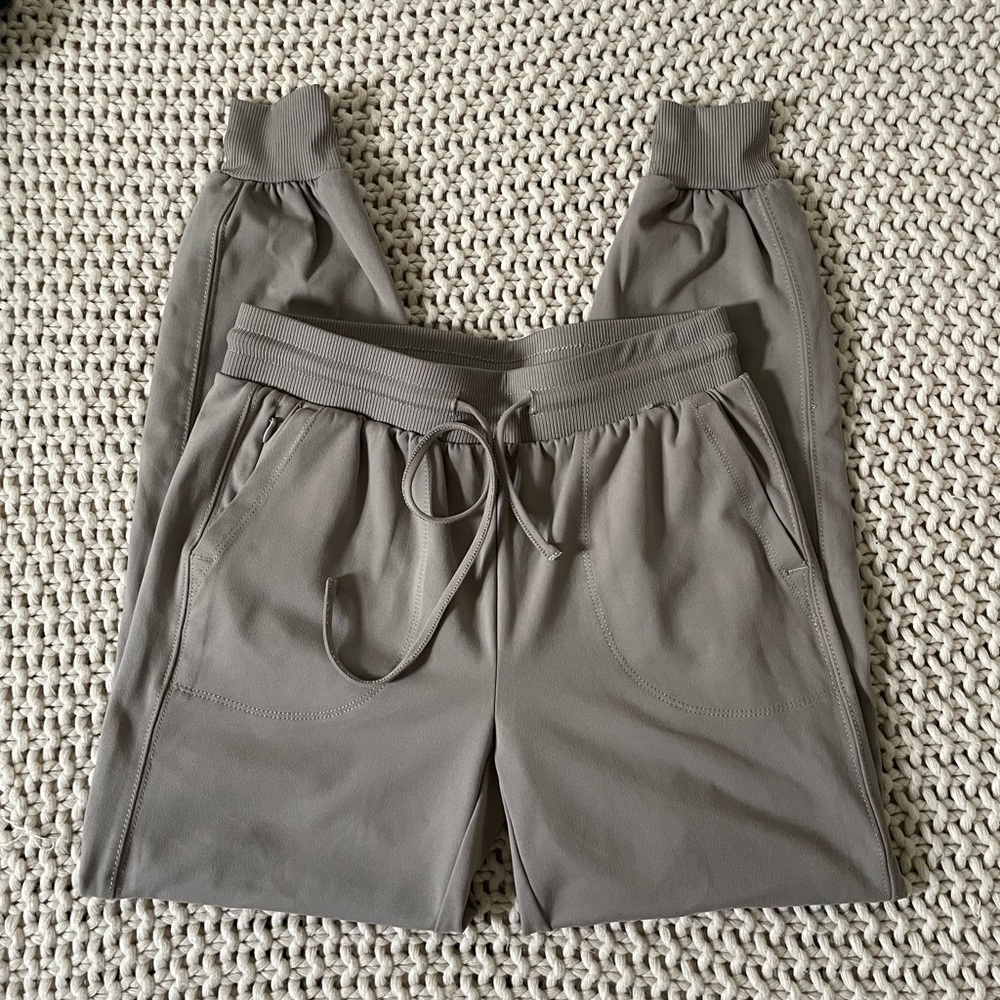 Rachel Zoe gray Athletic Joggers